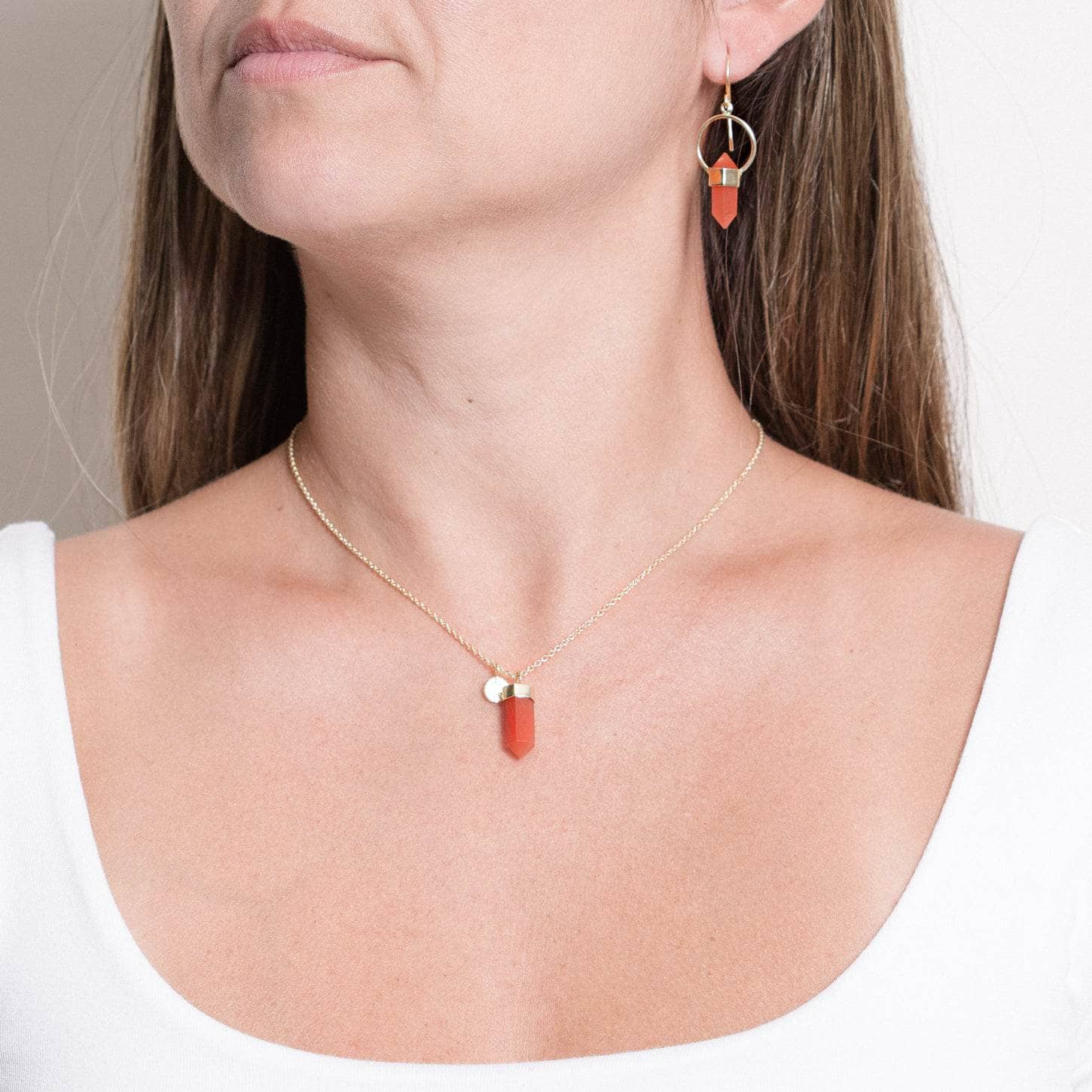 Carnelian_Gold_Set Delicate Carnelian Crystal Point Necklace - Image 9