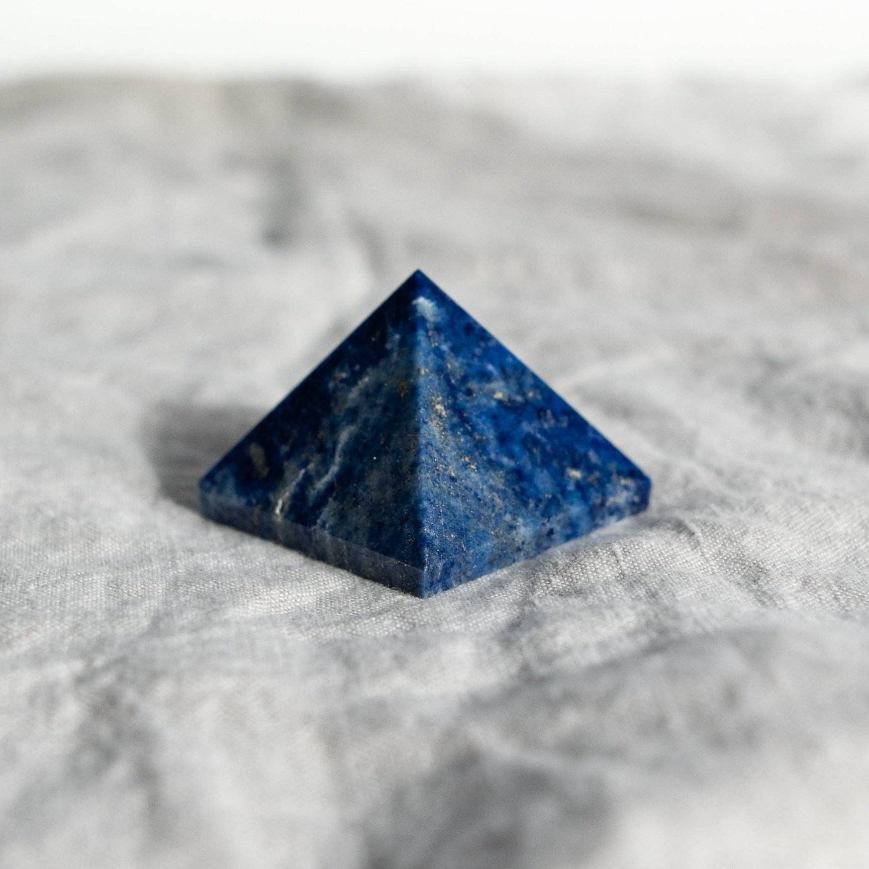 DSC_0047 Lapis Lazuli Pyramid - Image 8