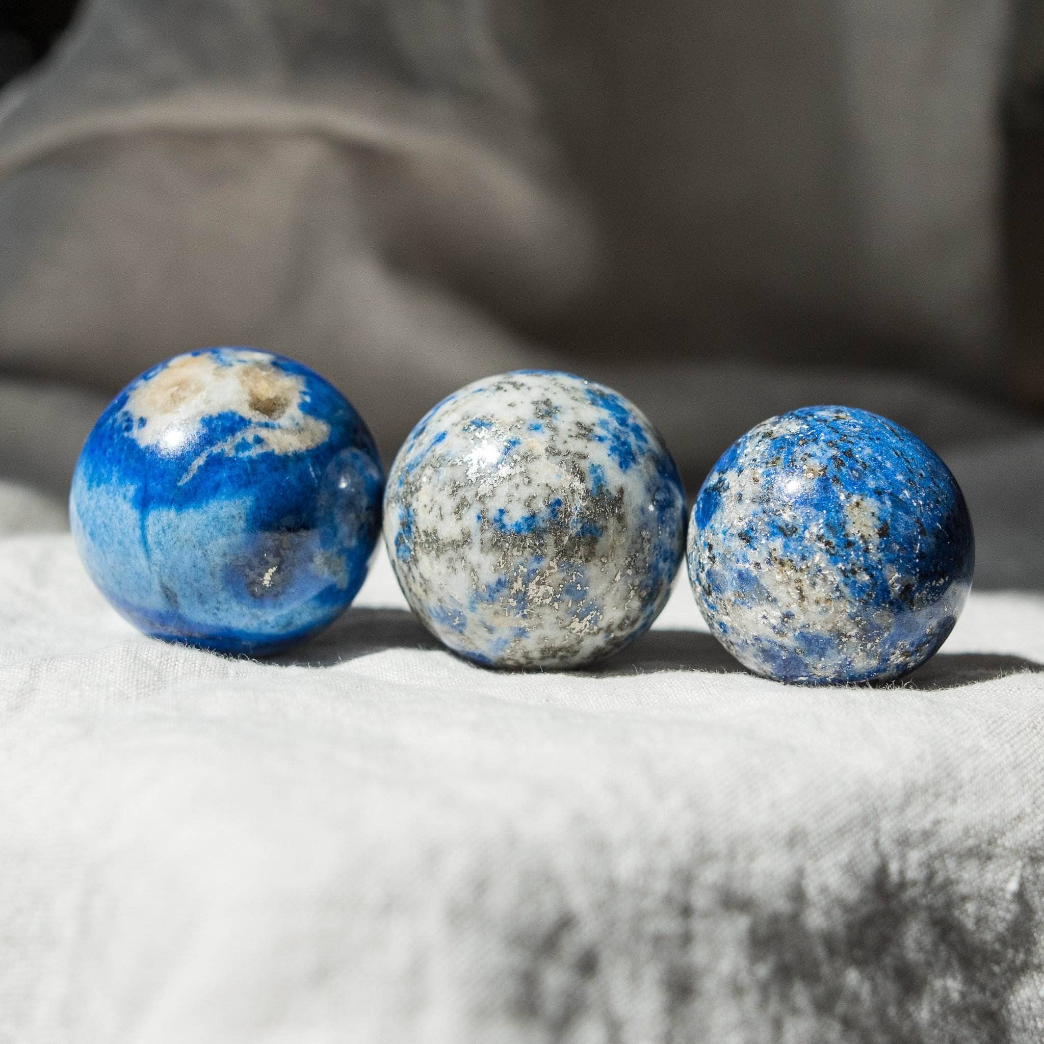 DSC_0194 Lapis Lazuli Sphere with Tripod - Image 4