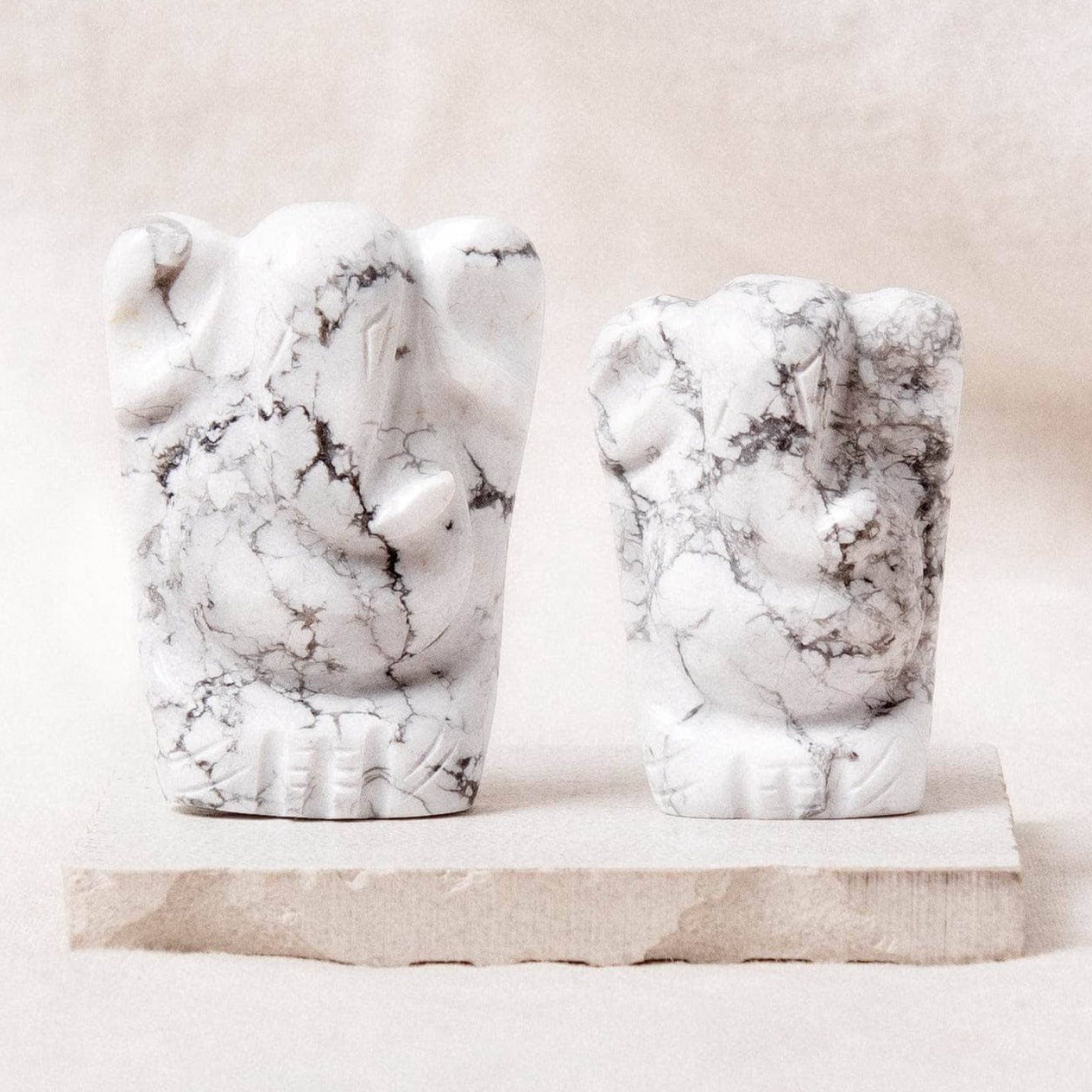 Hawlite Howlite Ganesh - Image 1