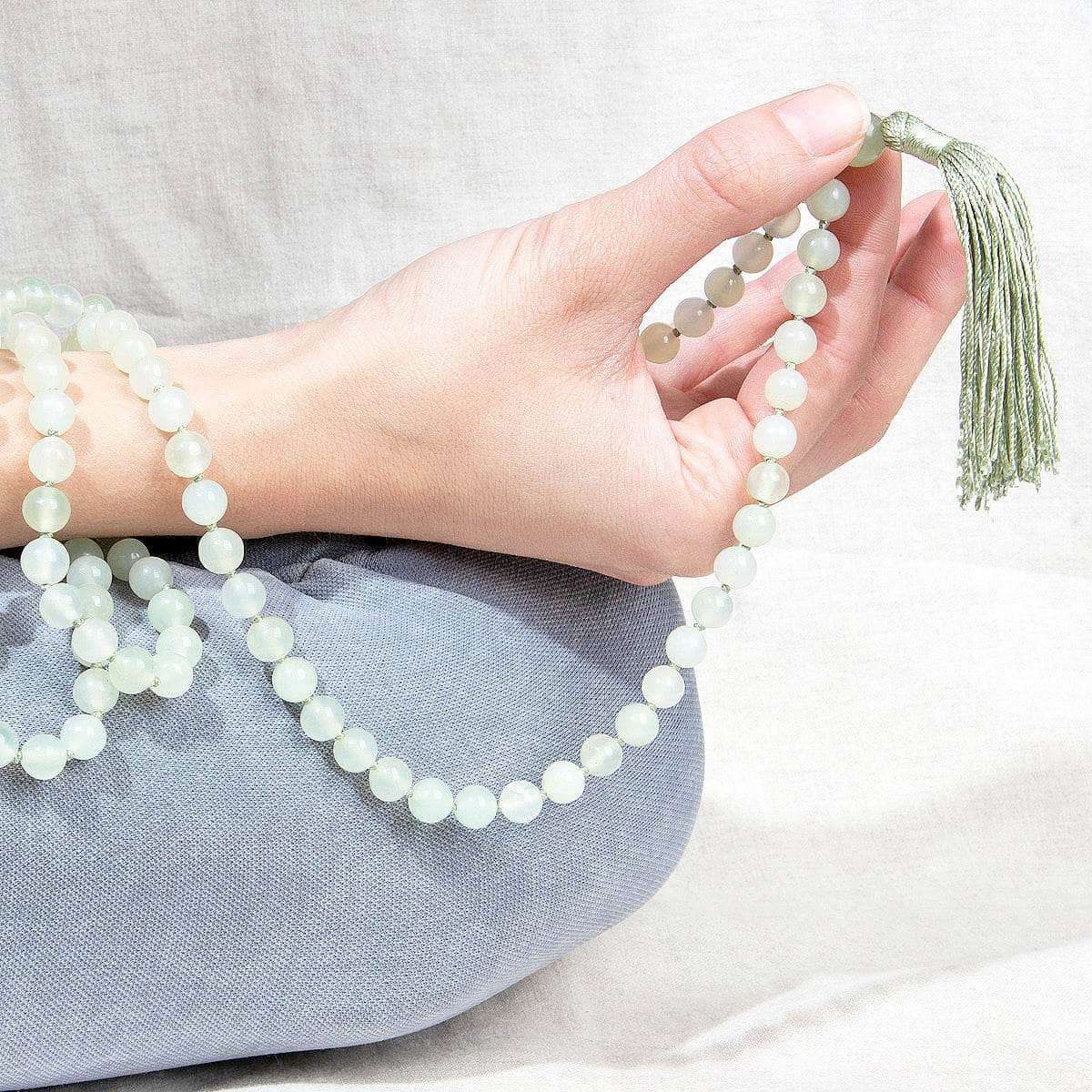 JadeMalaHand Green Jade Mala - High-Energy Gemstones - Image 2