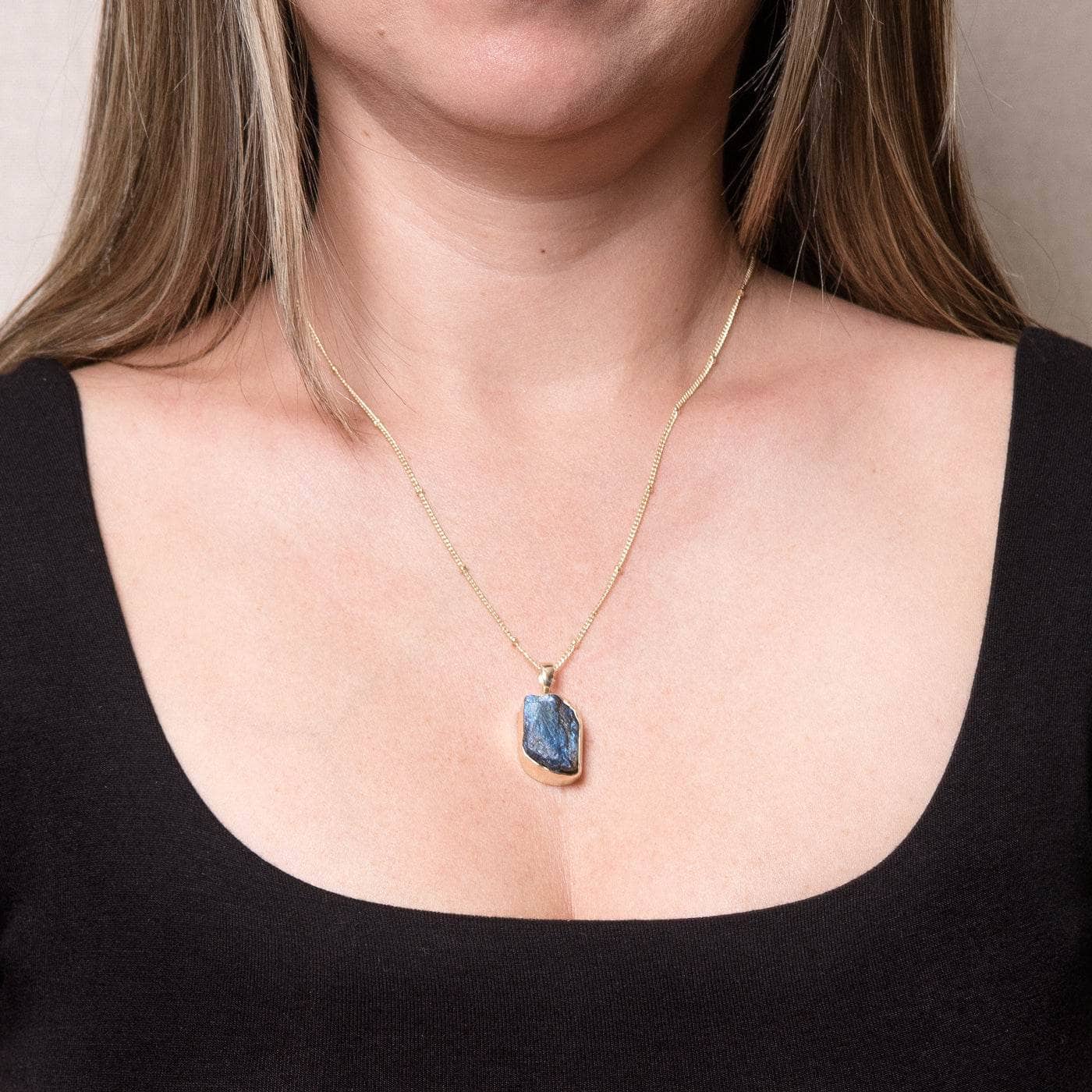 Labradorite-gold Labradorite Raw Crystal Necklace - Image 2