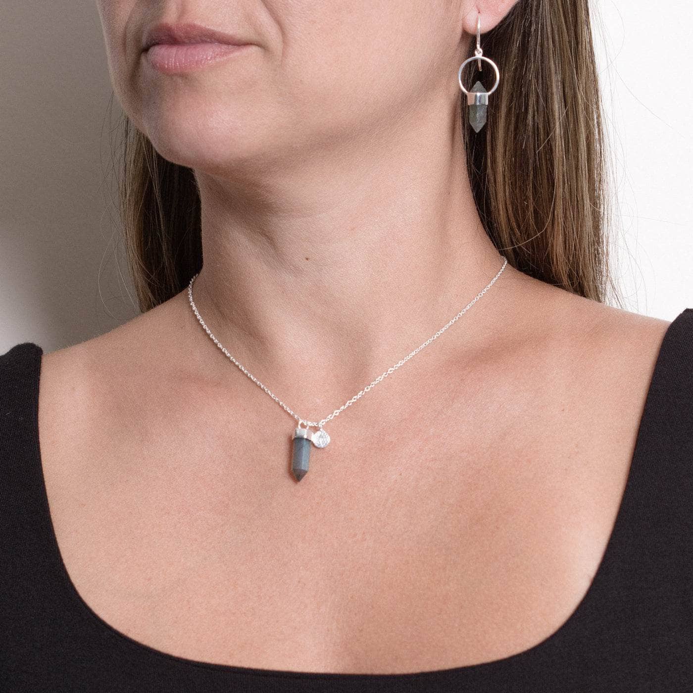 Silver_Set Delicate Labradorite Crystal Point Necklace - Image 8