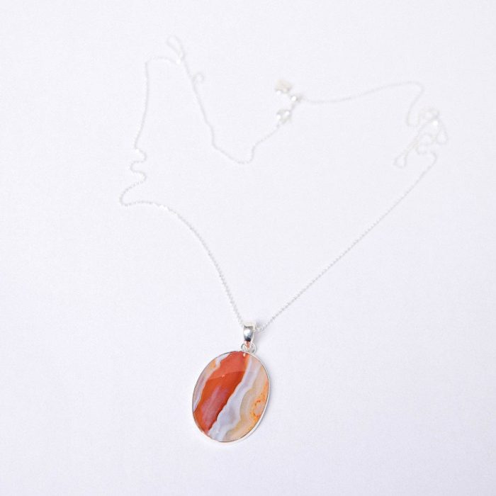 Carnelian Banded Agate Oval Pendant Necklace - Image 12