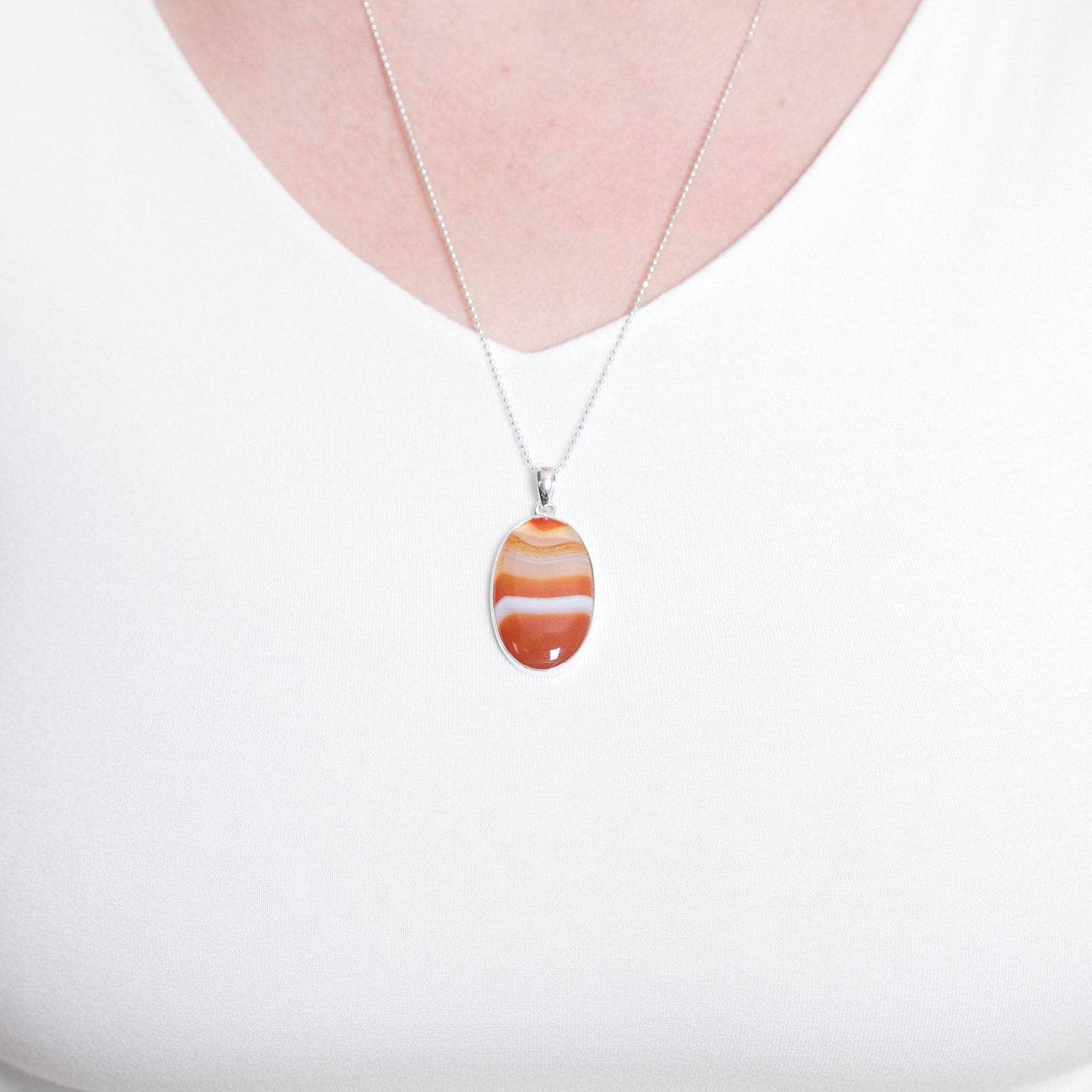 TR-BAG-1-14-RJ Carnelian Banded Agate Oval Pendant Necklace - Image 14