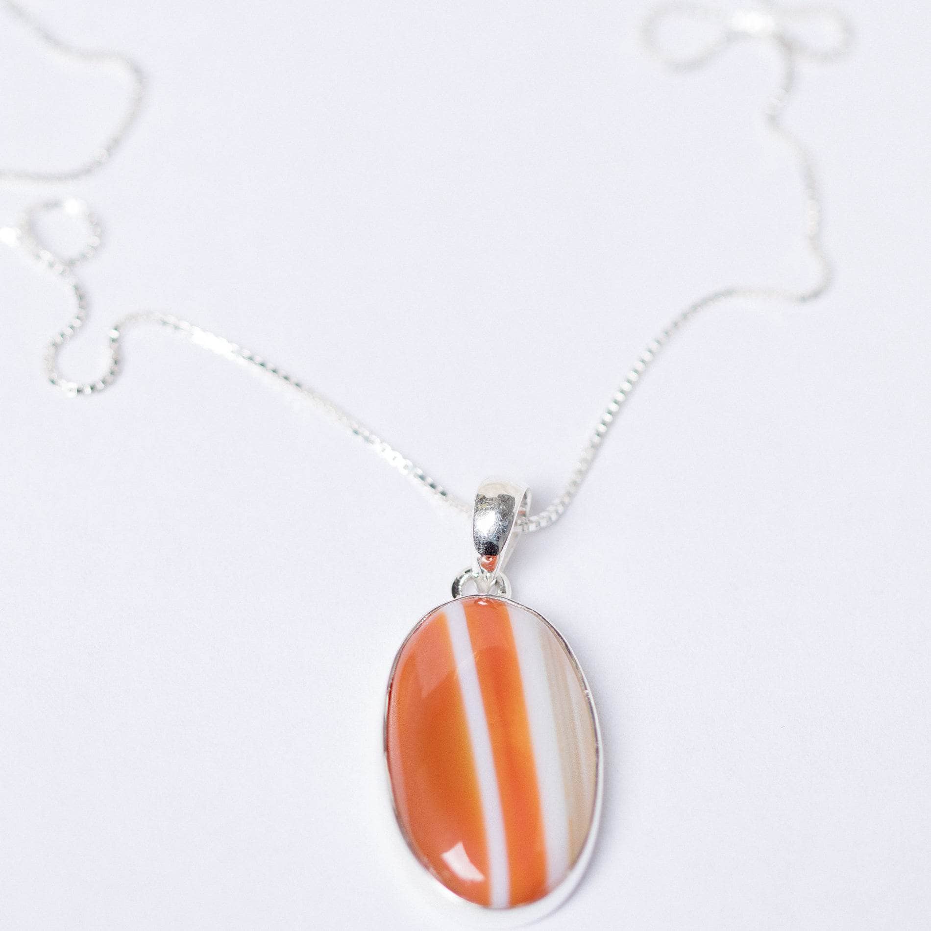 TR-BAG-1-6-RJ-1 Carnelian Banded Agate Oval Pendant Necklace - Image 6
