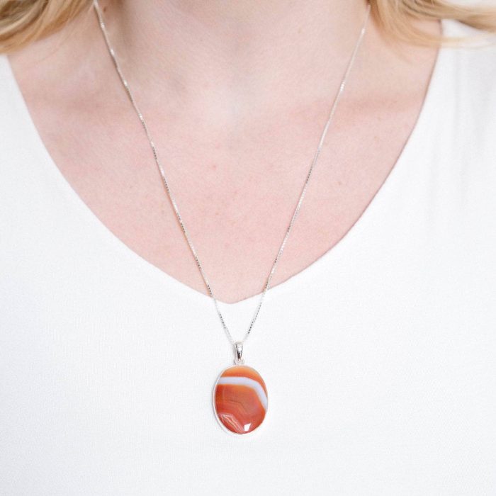 Carnelian Banded Agate Oval Pendant Necklace - Image 8