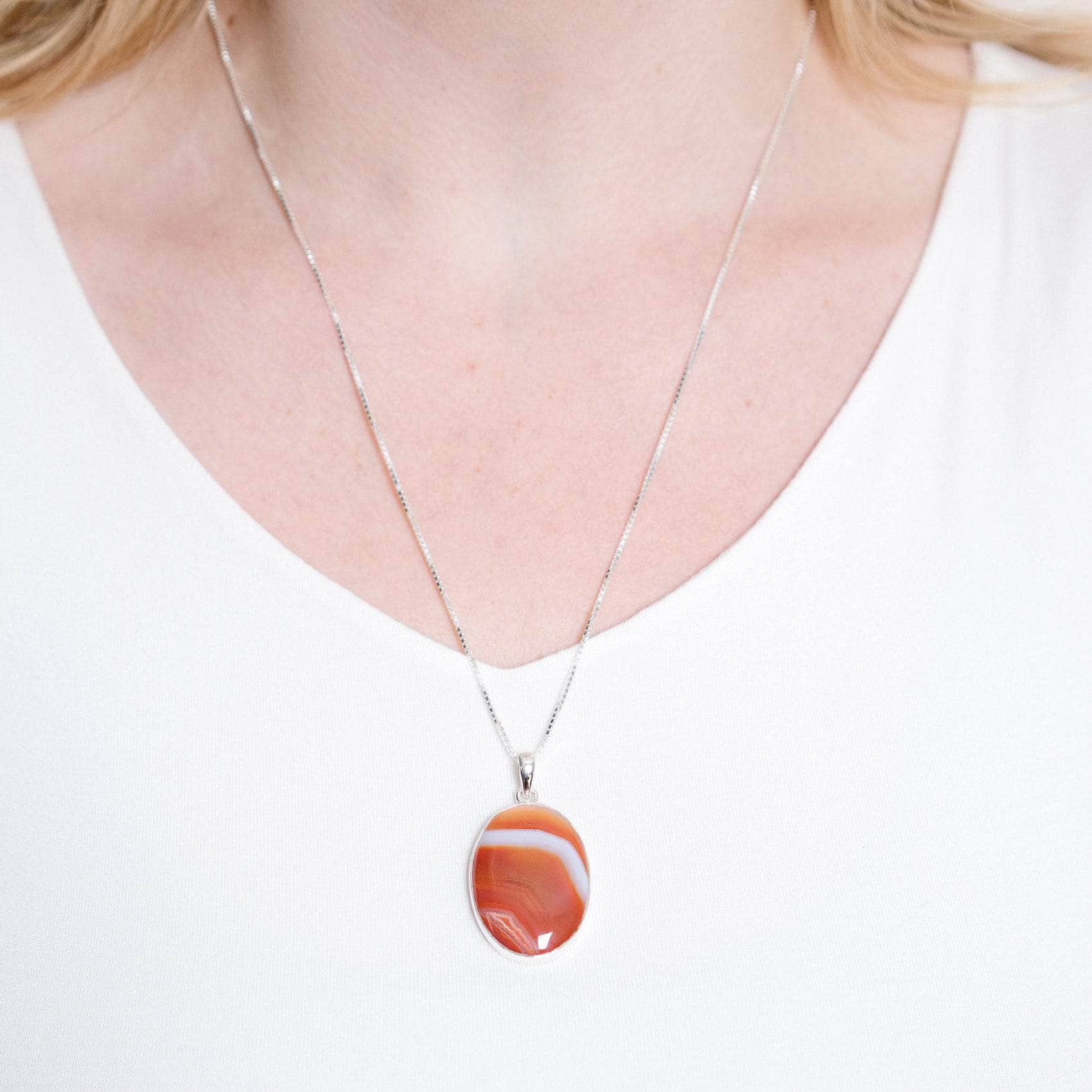 TR-BAG-1-9-RJ Carnelian Banded Agate Oval Pendant Necklace - Image 8