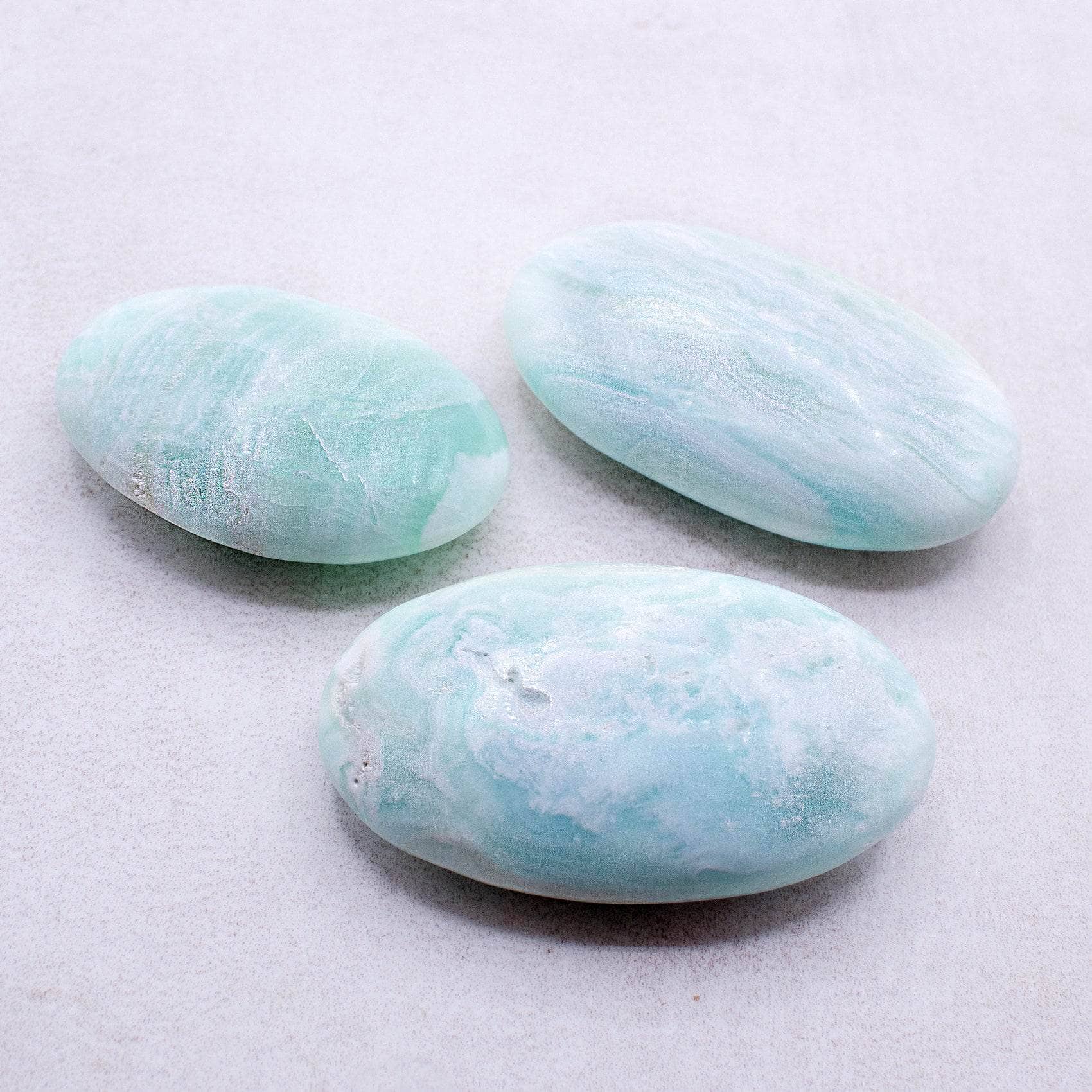 TR-BCAL-PALM-QE-S-2 Blue Caribbean Calcite Palm Stones-AAA Premium Quality - Image 2