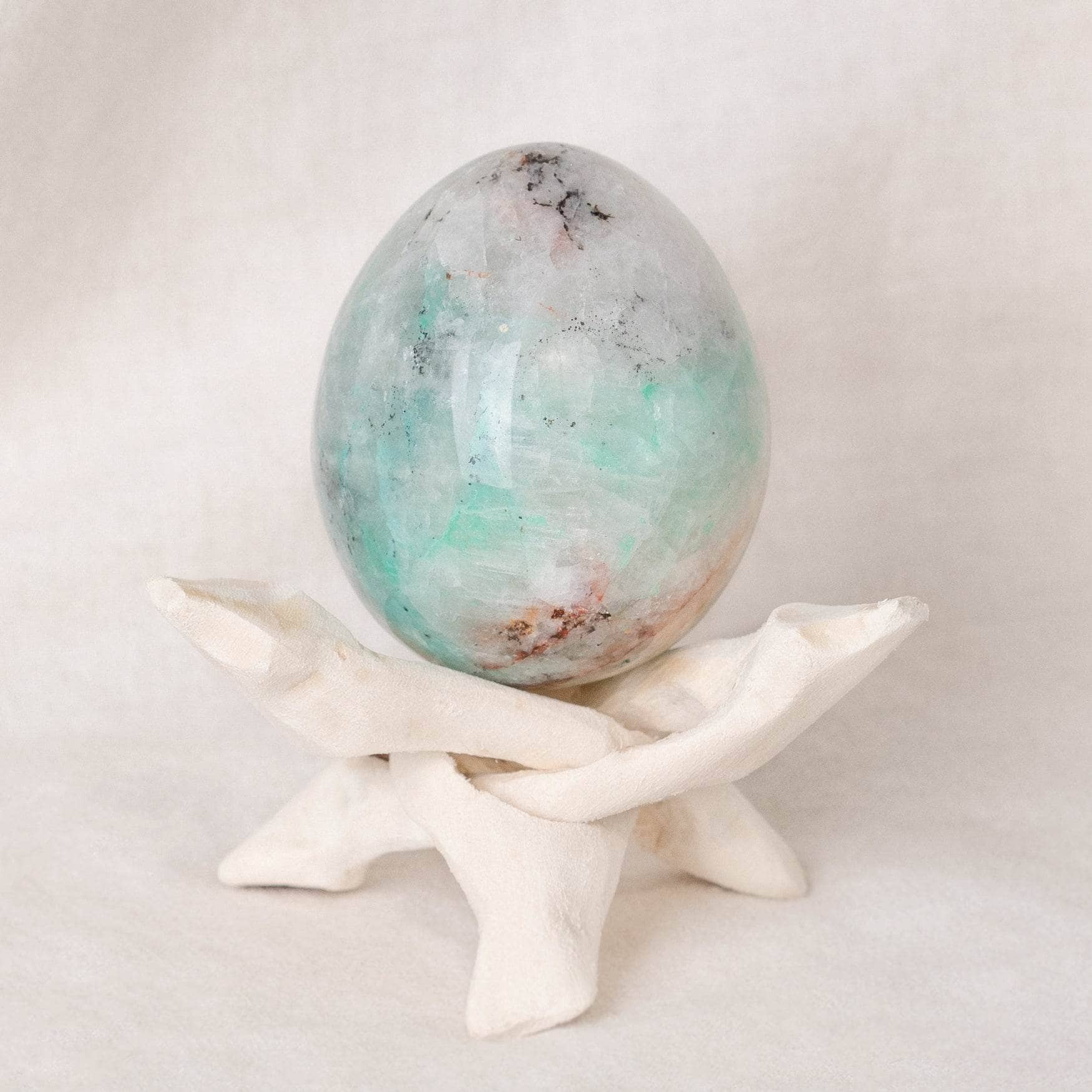 TR-EGG-QQ-1 Rare Quantum Quattro Eggs  with Stand - Image 1