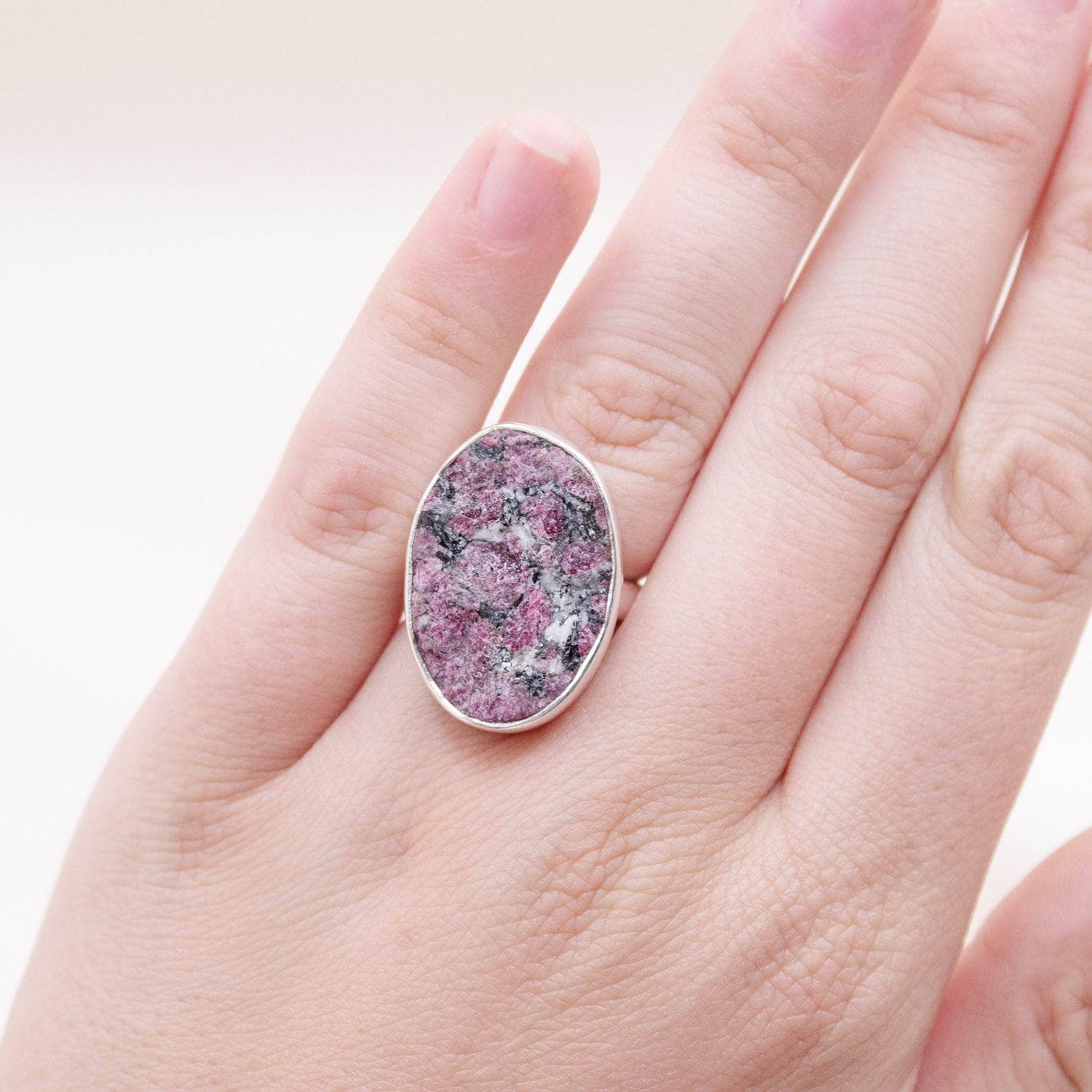 TR-EUD-2-134-RJ-2 Rare Eudialyte Druzy Oval Adjustable Ring - Image 2