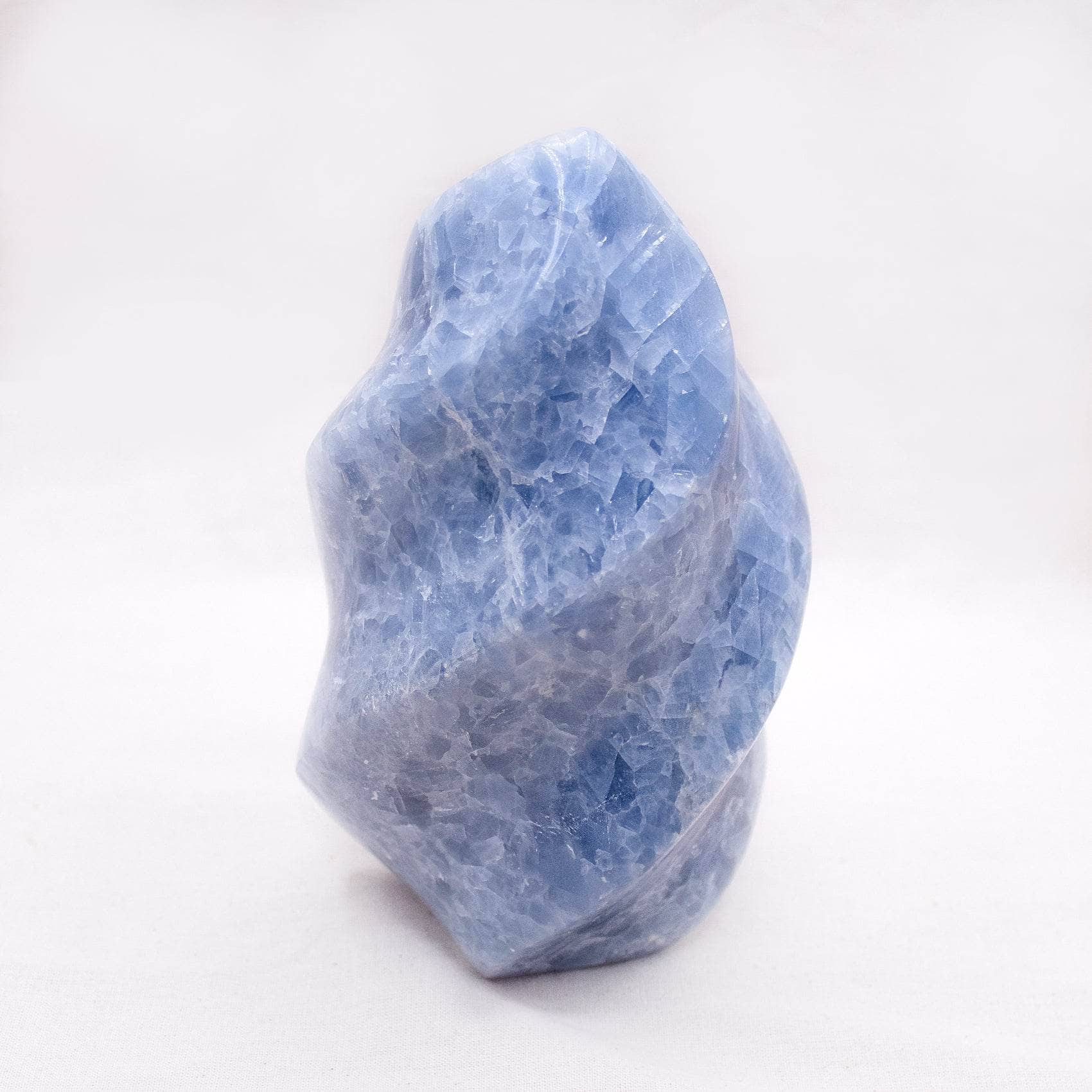 TR-FFF-BCAL-MI-1_155d6542-b3ac-4b17-ab6a-48042913bf75 Blue Calcite Crystals Flames - AAA Premium Quality - Image 2
