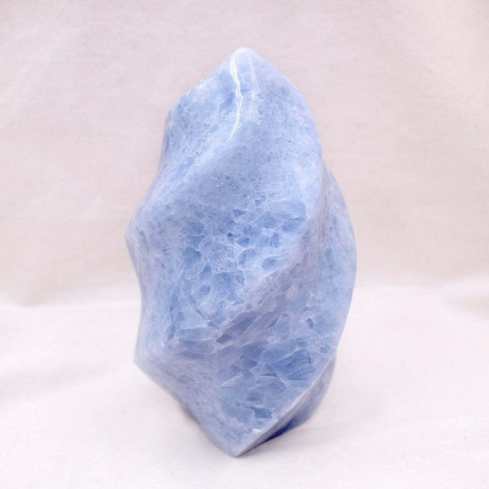 TR-FFF-BCAL-MI-3-2 Blue Calcite Crystals Flames - AAA Premium Quality - Image 8
