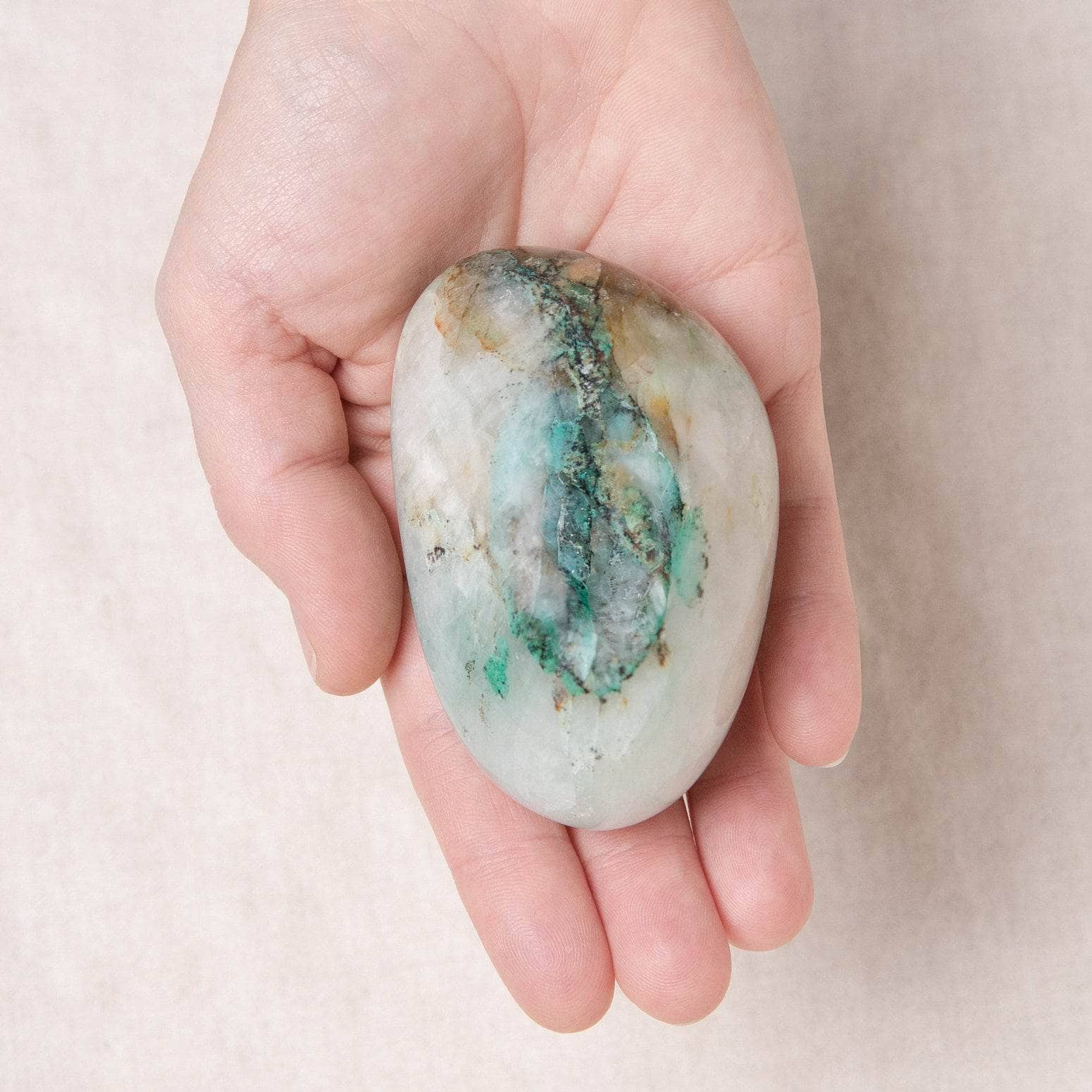 TR-FFFS-QQ-4 Rare Quantum Quattro Palm Stones - Image 5