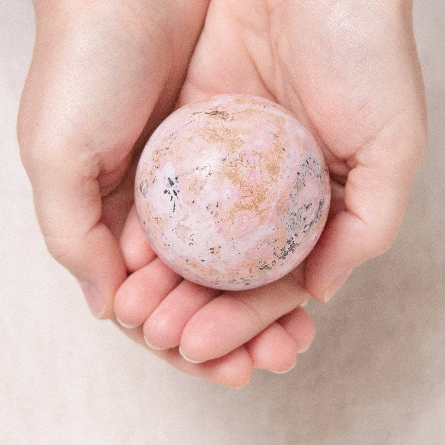 TR-FFS-RHO-ml-S Peruvian Rhodonite Sphere with Tripod - AAA Premium Quality - Image 2