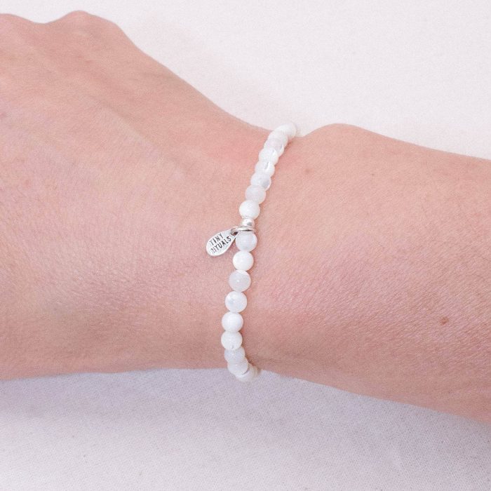 Tridacna Shell Energy Bracelet - Image 1