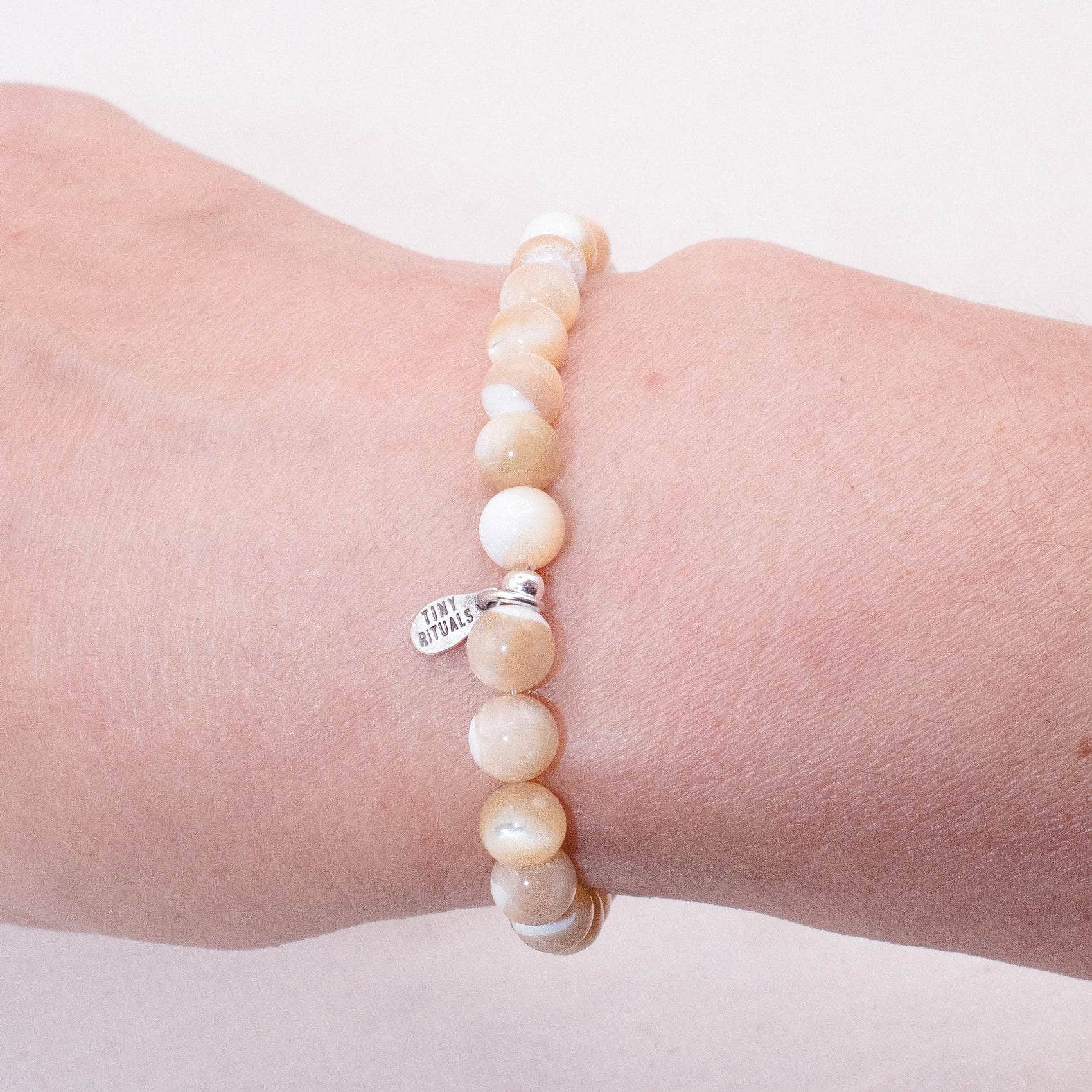 TR-MH01-TSS6-S_dec207db-2da3-452e-a4cc-2eaa0e330b9e Trochus Sea Shell Energy Bracelet - 6mm - Image 2