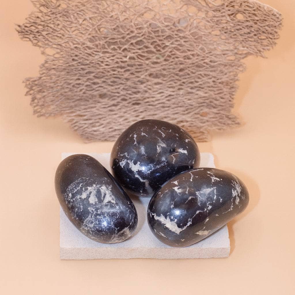 TR-PS-COV-PU-M-2 Rare Covellite Palm Stones - AAA Premium Quality - Image 4