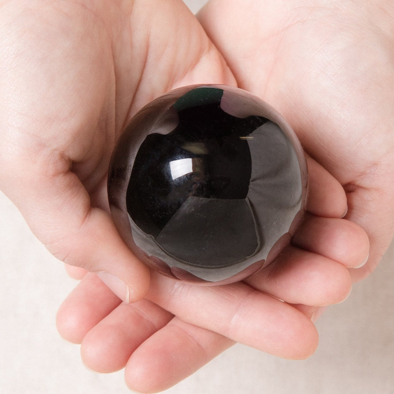 TR-SPHERE-BOB-6CM-JAS Black Obsidian Sphere with Tripod - Image 6