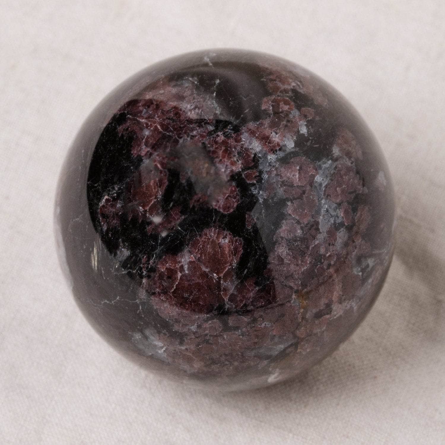 Tr-sphere-GAR15-6cm-Jas1 Garnet Sphere with Tripod - AAA Premium Quality - Image 4
