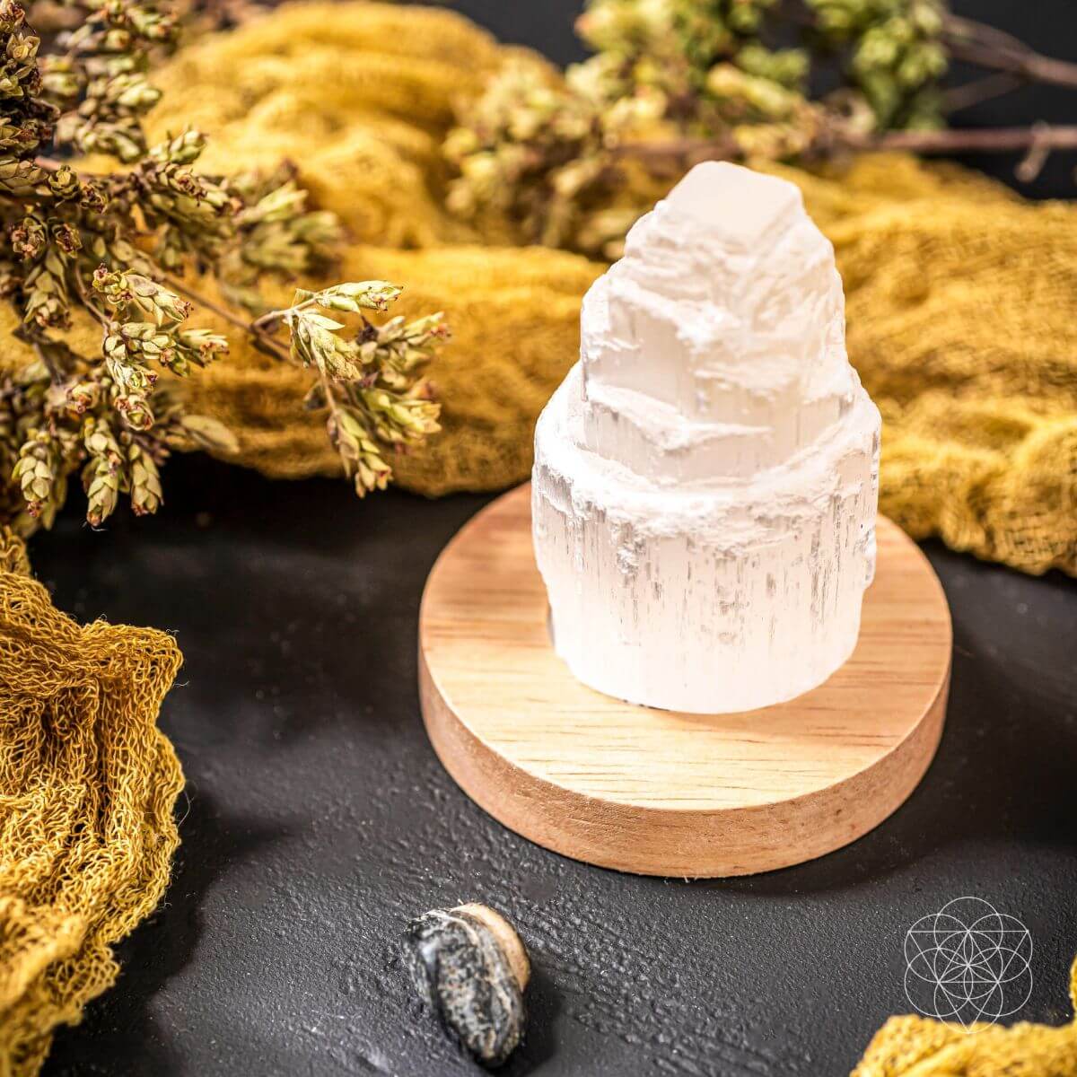 selenite-cleansing-lamp-4991294 Selenite Cleansing Lamp - Image 4