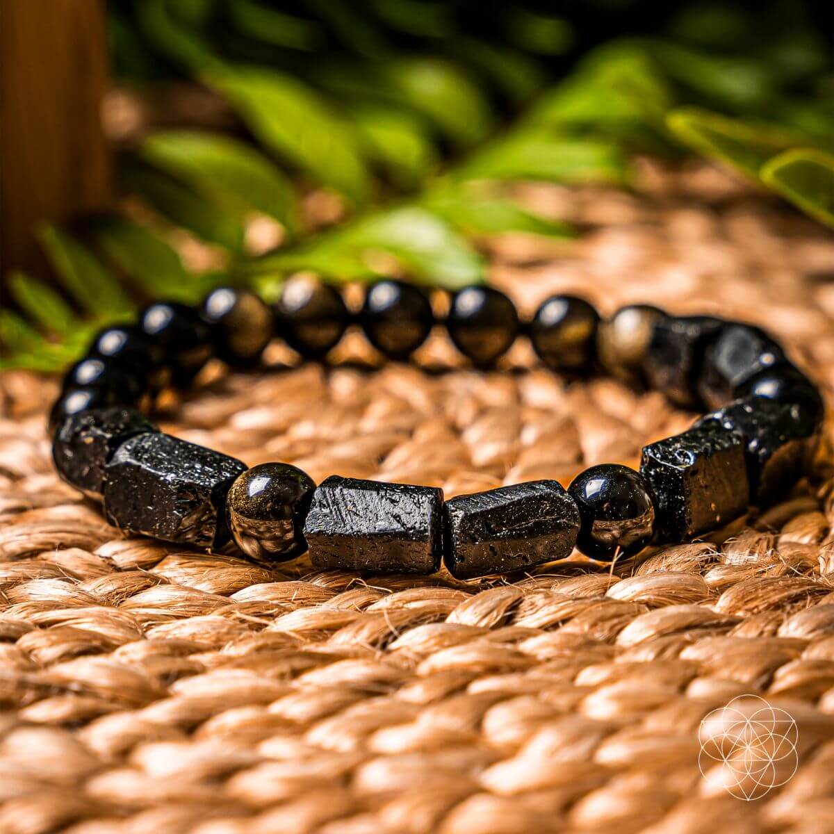 the-spiritual-protection-bracelet-1313442 The Spiritual Protection Bracelet - Image 4