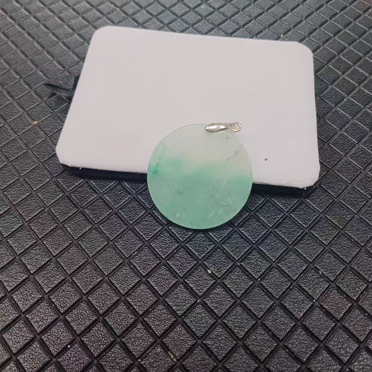 fcsc-014 Jadeite Wu Shi Pai Pendant - Image 4