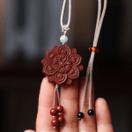 Lady Huarui Incense Pendant